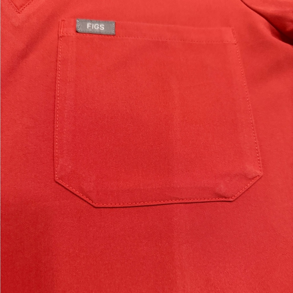 Figs Technical Collection Scrub Top In Red Extra Small - Picture 7 of 7